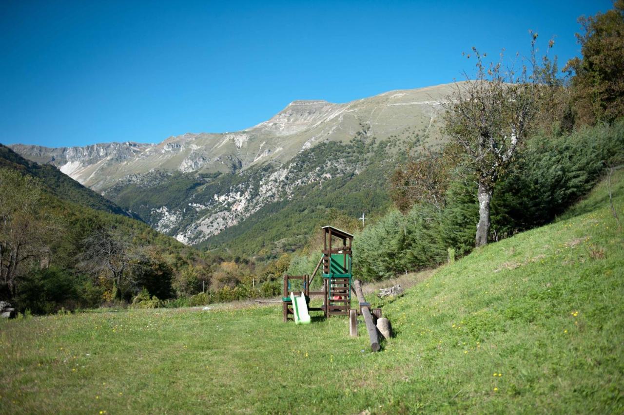 La Baita Di Pilato Montemonaco Exterior foto